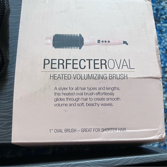 Calista Perfecter Oval 1” Volumizing Brush Light Pink - Picture 4 of 5